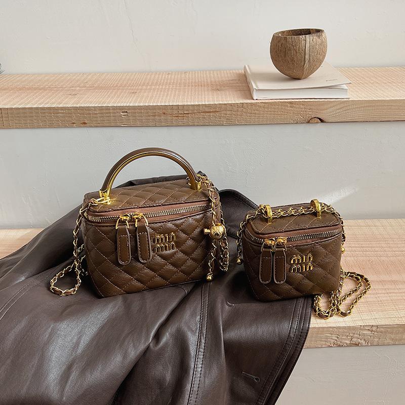 Rhombus chain box bag 2 new mini square bag women's versatile shoulder messenger bag women's bag
