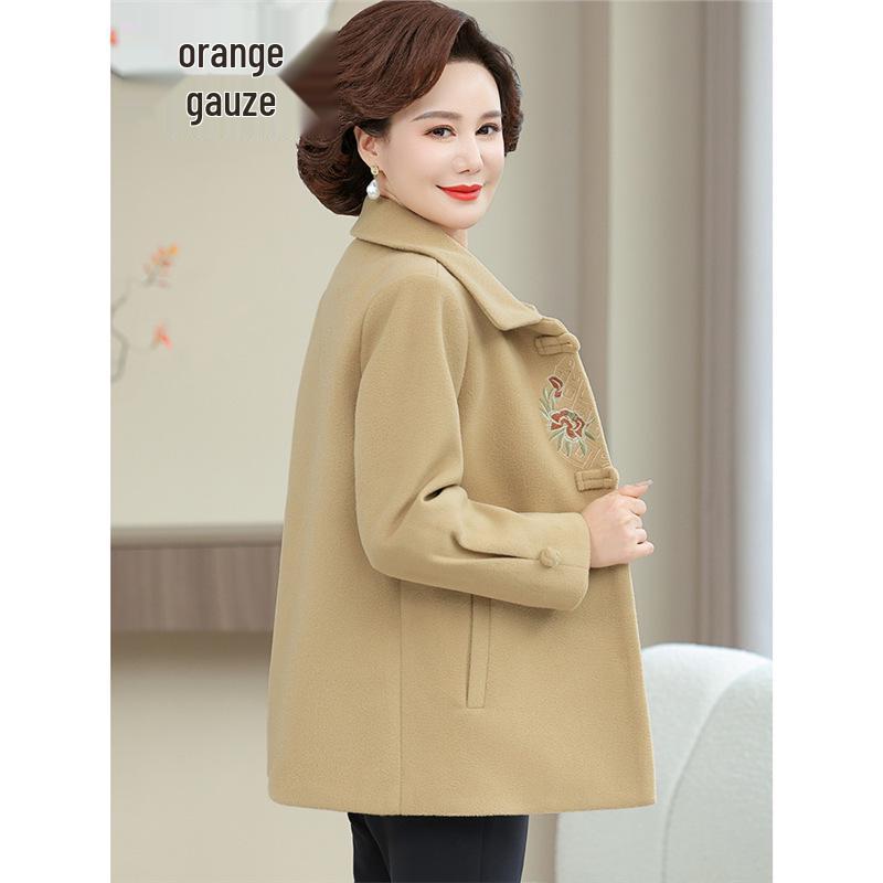 Mom's New Woolen Coat for Middle-Aged Women: Stylish Chinese Autumn/Winter Fashion