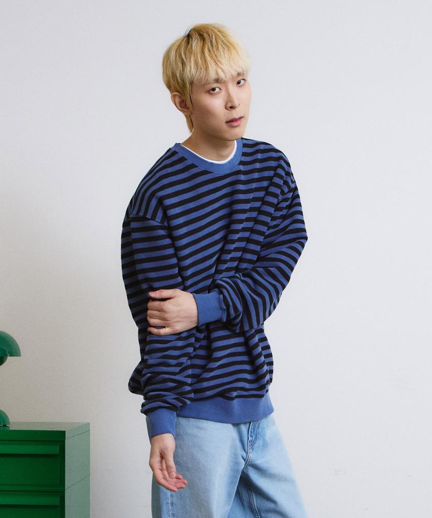 ADERNM Pigment Dyed Stripe Line Sweatshirt (Blue)