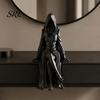 Sculpture for Gaming Table Gothic Hooded Faceless Witch Sculpture, Sitting Lady Dark Aesthetic Decorative Statues Shelves Figurine, 3D Printed