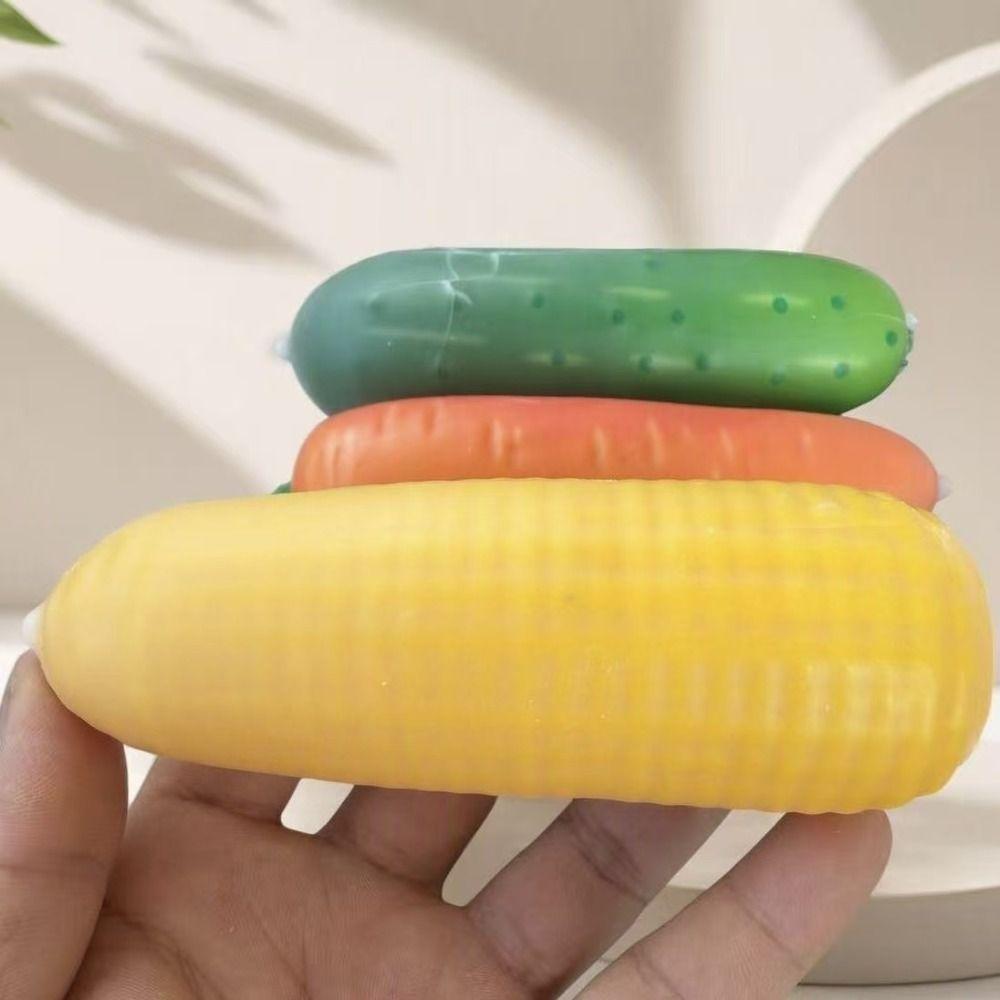 Sound Crispy Carrot Squeeze Toys Wax Coating Realistic Cucumber Pinch Office Desk Toy