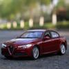PCESV1 Bburago 1:24 Alfa Romeo Giulia Leichtmetallfelgen Auto Die-Cast & Spielzeugfahrzeuge Automodell Miniaturmaßstab Modellauto Spielzeug Für Kinder