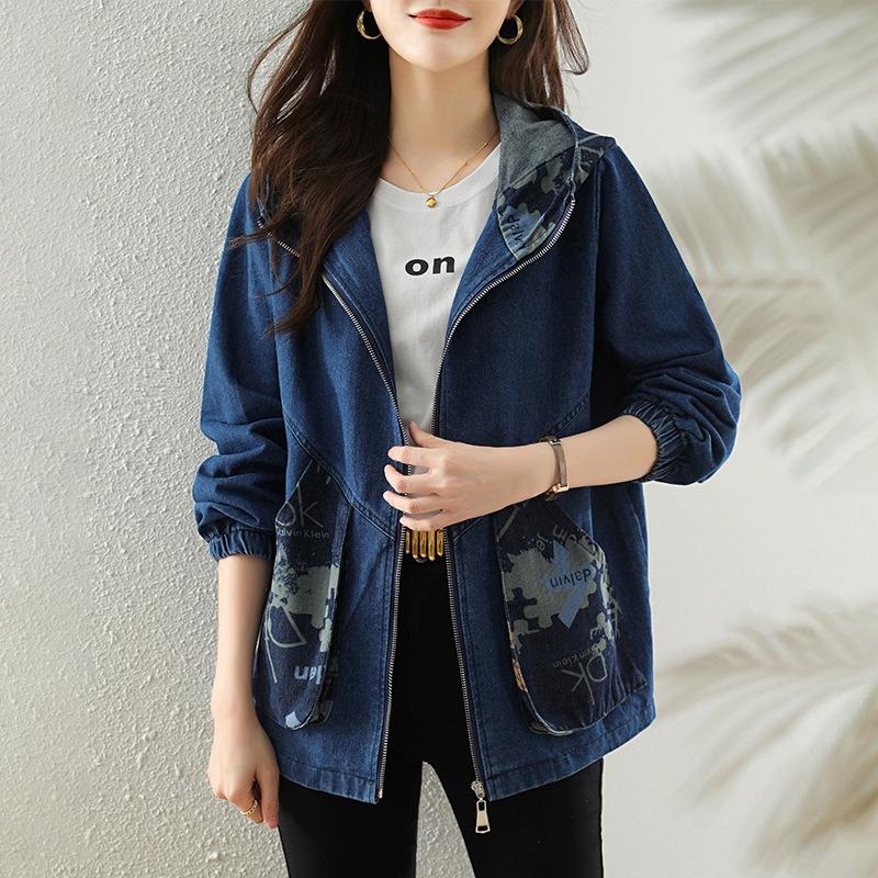 Hooded casual denim jacket women's spring new big pocket color matching age-reducing thin jacket top trend