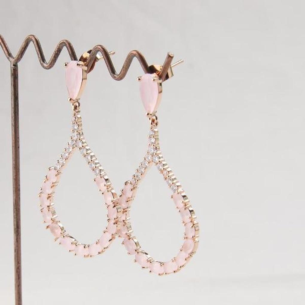 ARTRIA Luxurious and Lovely Round Hoop Crystal Earrings CHAERCR0002