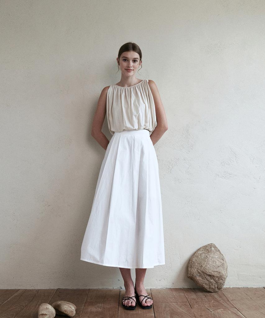 LOEIL Pintuck Flare Long Skirt - White
