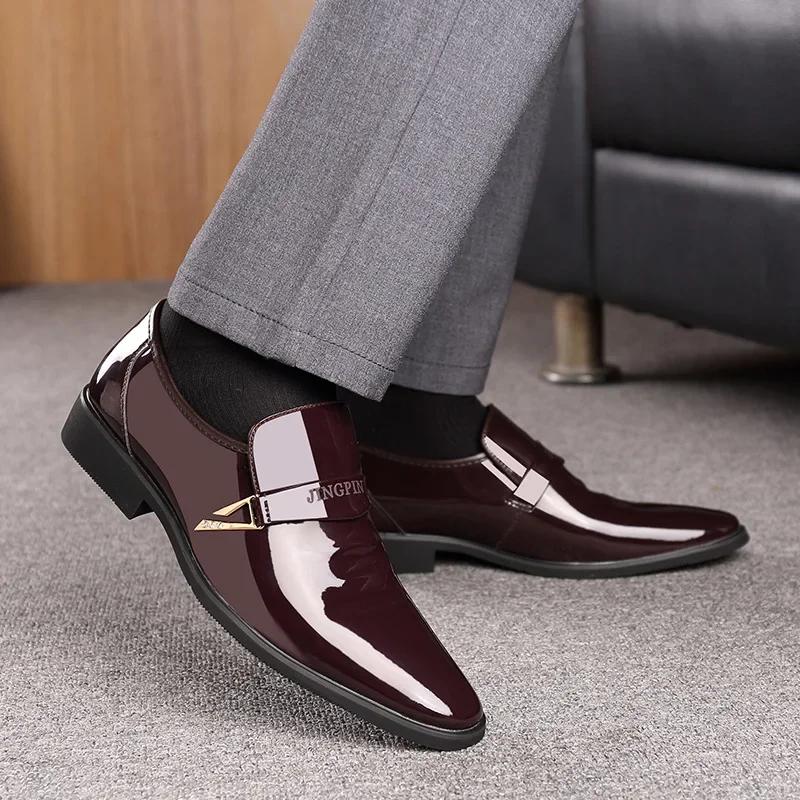 Men Dress Leather Shoes Slip On Patent Leather Mens Casual Oxford Shoe Glitter Male Footwear Pointed Toe Shoes For Men
