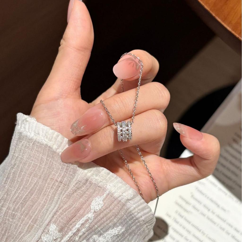 Korean Style S925 Sterling Silver Slim Waist Diamond Necklace for Women - Elegant and Luxurious Pendant