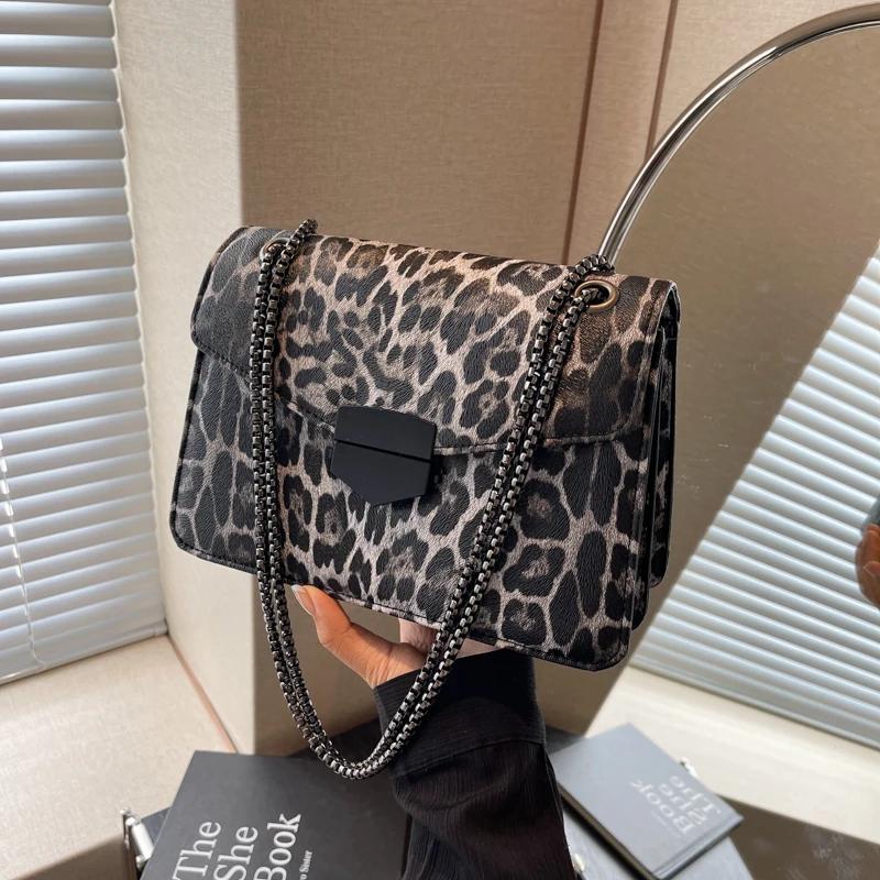 

Высококачественная маленькая квадратная сумка с леопардовым принтом, новая модная универсальная сумка через плечо с диагональным ремешком, женская сумка с нишевым дизайном