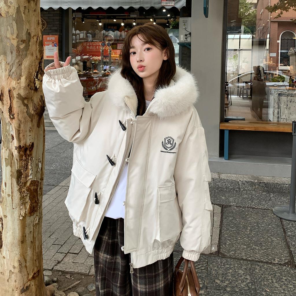 Thick Fur Collar Sent To Overcome Women's Loose Tooling Cotton-padded Jacket New Winter New Design Sense Coat.