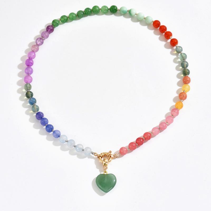 Cross-border Dopamine Natural Stone Bead Necklace, Small Fashion Gradient Heart Pendant Choker Chain for Women