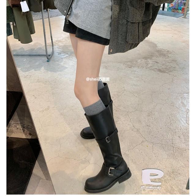 Su Yinyin has the same sand dune aesthetics~ retro double buckle medium and high tube western boots female round head versatile thick-soled knight