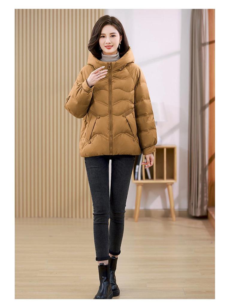 Mom's Lightweight White Duck Down Winter Jacket - Stand Collar, Loose Fit, Warm Fashion Coat for Middle-Aged Women