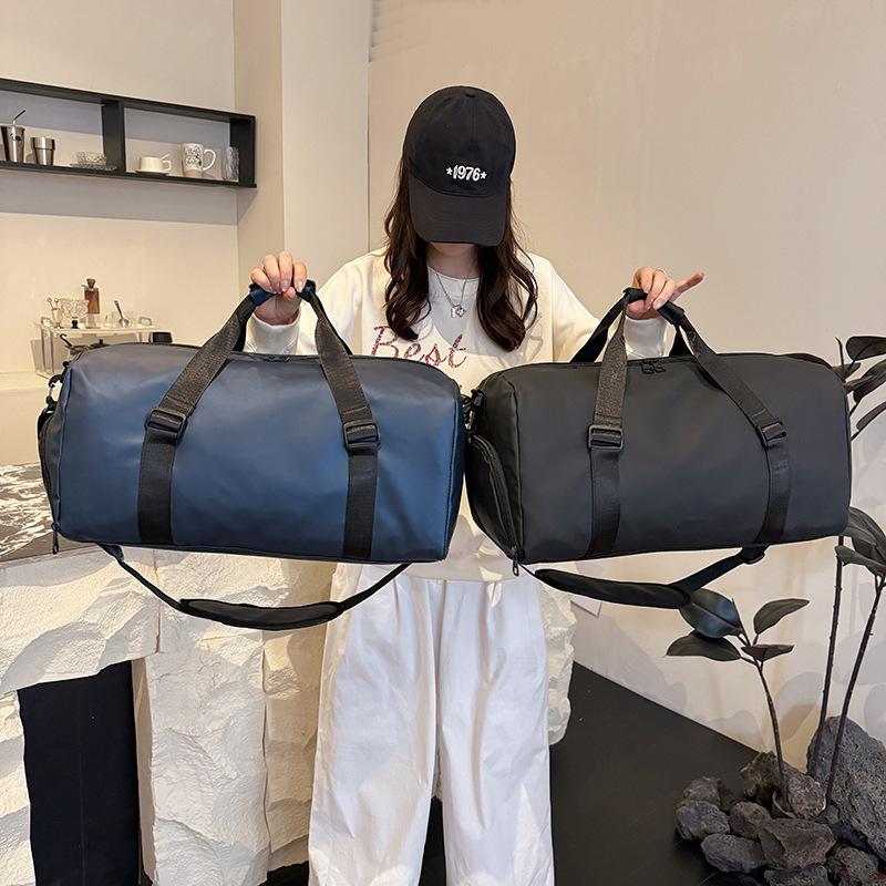 Gym Bag with Dry and Wet Separation, Luggage Bag with Independent Shoe Compartment, Yoga Bag, Large Capacity, Can Be Attached To a Trolley Handle,