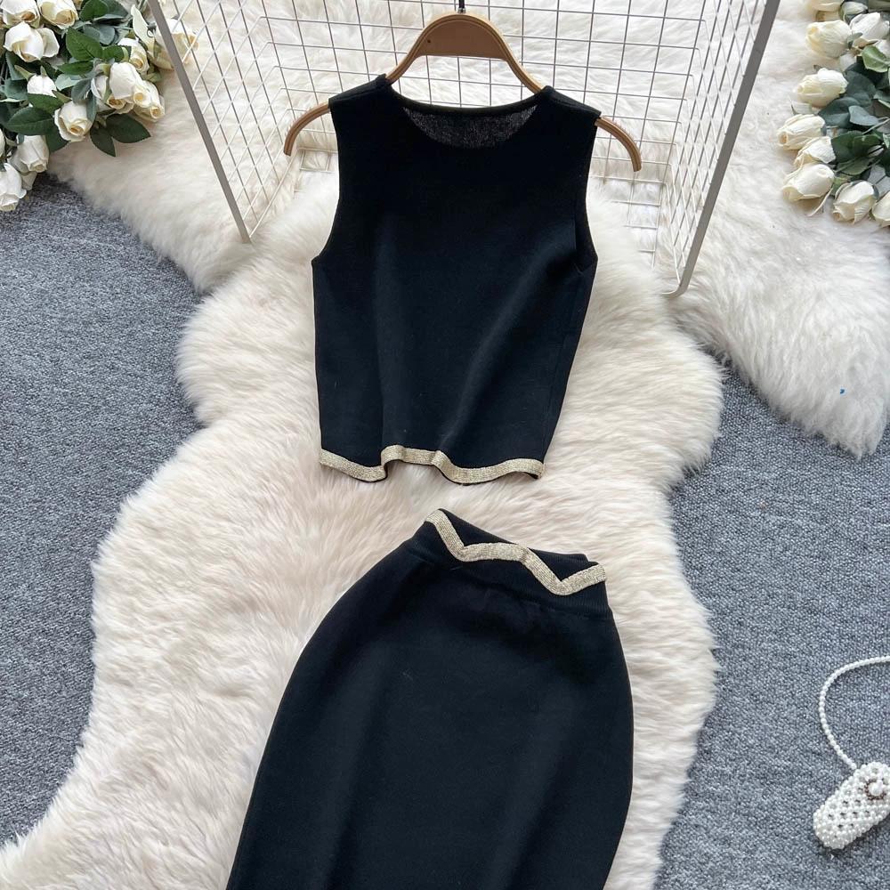 Letní dámský designový černý pletený svetr dvoudílný set krátký top tílko a dlouhá maxi pouzdrová sukně oblek