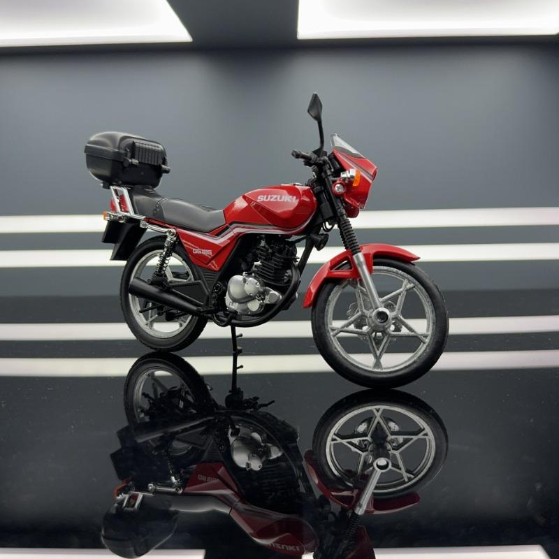 Simulation 1/12 SUZUKI GS125 Vintage Motorcycle Model Diecast Toy Vehicle with Sound and Light Hobby Collections Home Decor