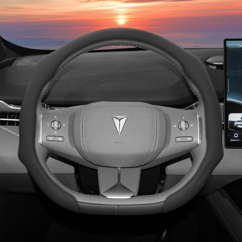 vcxja9 Suitable for Gwm Deepal Perforated Leather Steering Wheel Cover, Non-Slip, Sweat-Absorbent, Breathable, Integrated Snap-On Protective Case