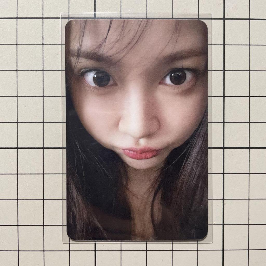 [USED] Hearts2Hearts applemusic Rakidro Carmen trading card