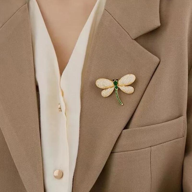 Grüne Strass-Metall-Insektenbrosche Kristall-Corsagen-Pin Mode Damenschmuck