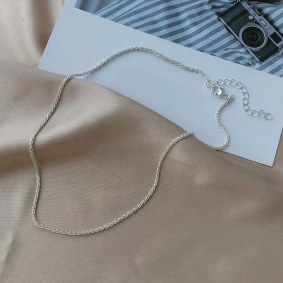 Sparkling Necklaces for Women Collarbone Chain with Lobster Clasp Hypoallergenic Jewelry for Parties Weddings Everyday Wear