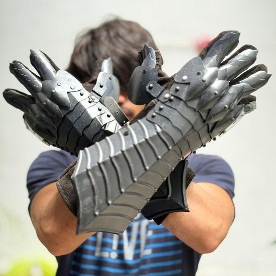 Wringwraith Černé stínové rukavice gotické halloweenské ruční brnění středověké LARP cosplay válečnické rukavice