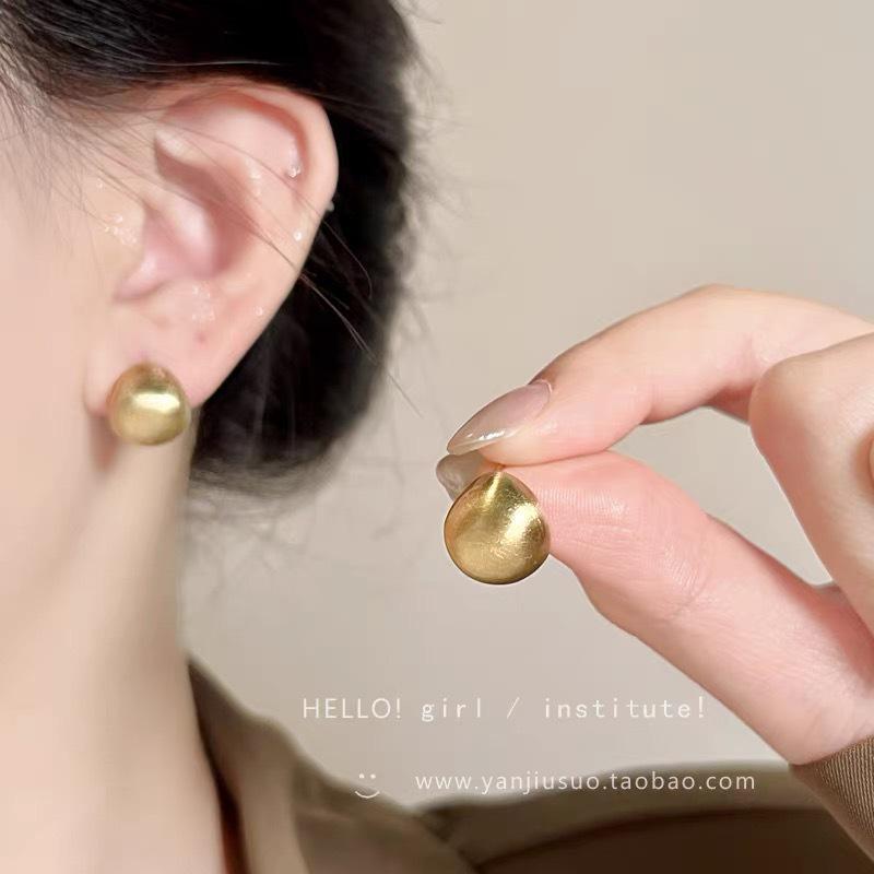 Korean Matte Frosted Round Ball Earrings: High-End Niche Design Women's Ear Studs