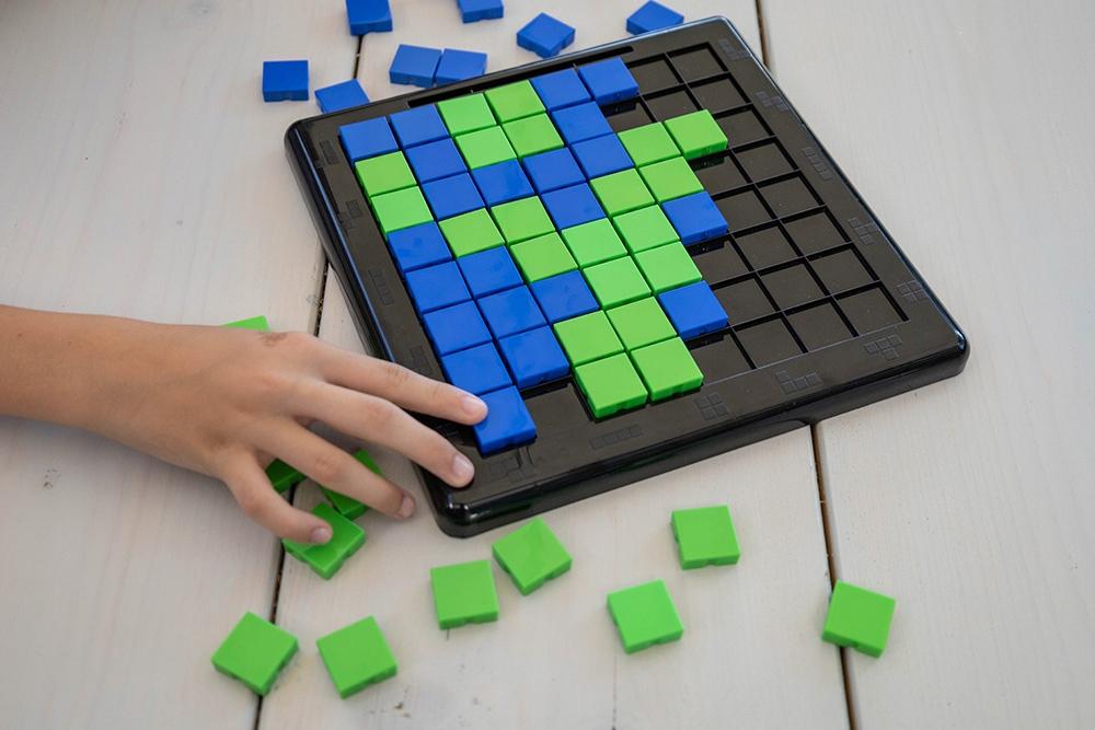 GENIALNY DZIECIAK GRA SKATO/6 8345