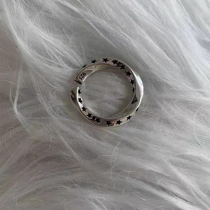 Retro Inspired Adjustable Star Design Ring In Unique Antique Shade Silver