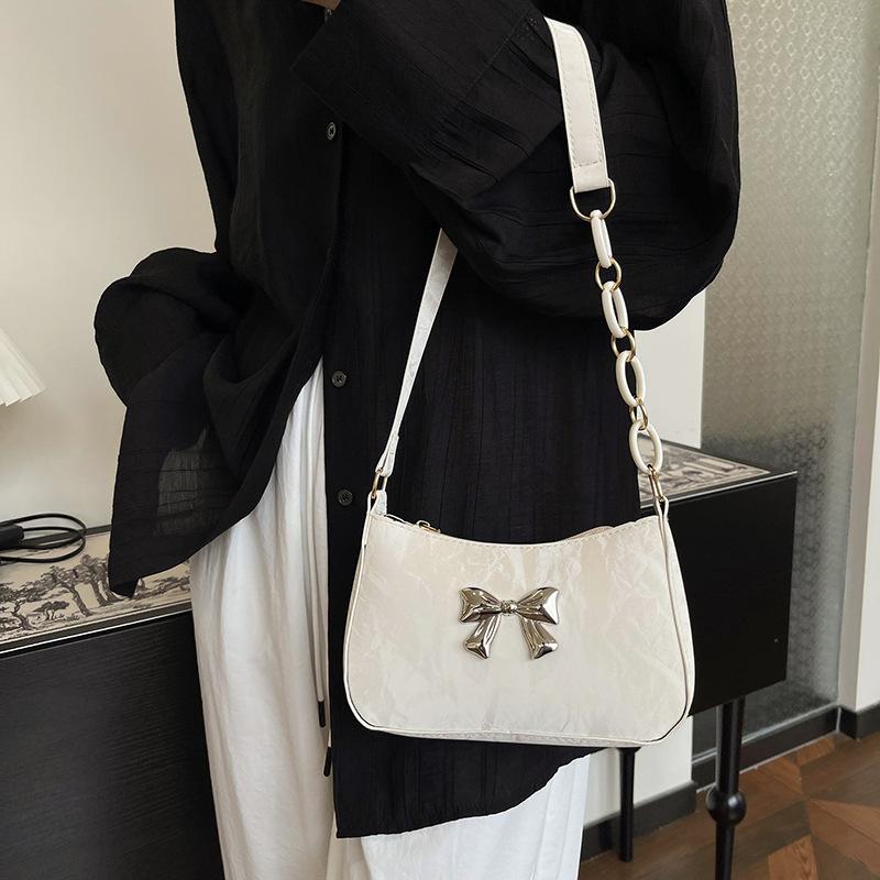 Underarm Bag for Women New Sweet Style Fashiable Single Shoulder Bag Popular Fashi Bow Chain Women's Bag