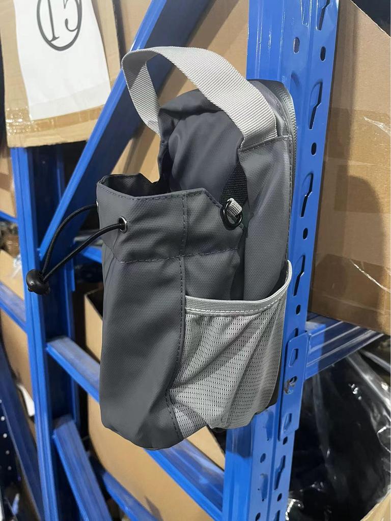 High-End Portable Crossbody Fitness Bag with Magnetic Water Bottle Holder