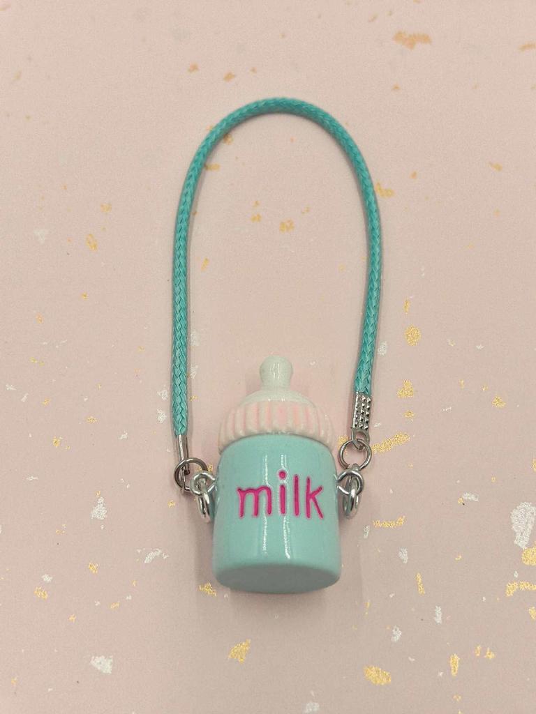 Miu-Style Dollhouse Miniature Accessories: Cute Kettle, Thermos, Milk Bottle, Pendant, Doll Figure, Crossbody Bag Ornament
