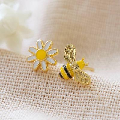 Huitan Bee and Flower Cute Stud Earrings Yellow Enamel Animal Earrings Fancy Girls Gift Statement Jewelry for Women Wholesale