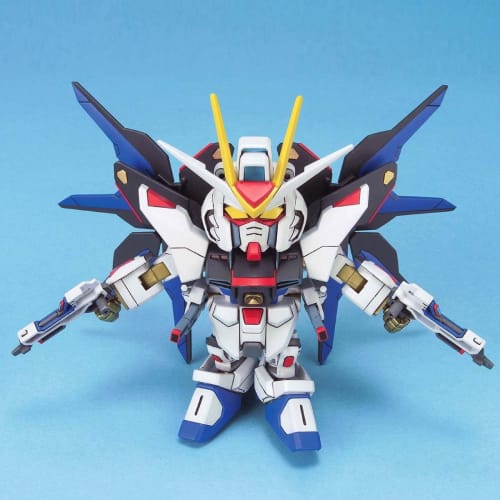 SD Gundam BB Senshi No. 288 Strike Freedom Gundam Plastic Model