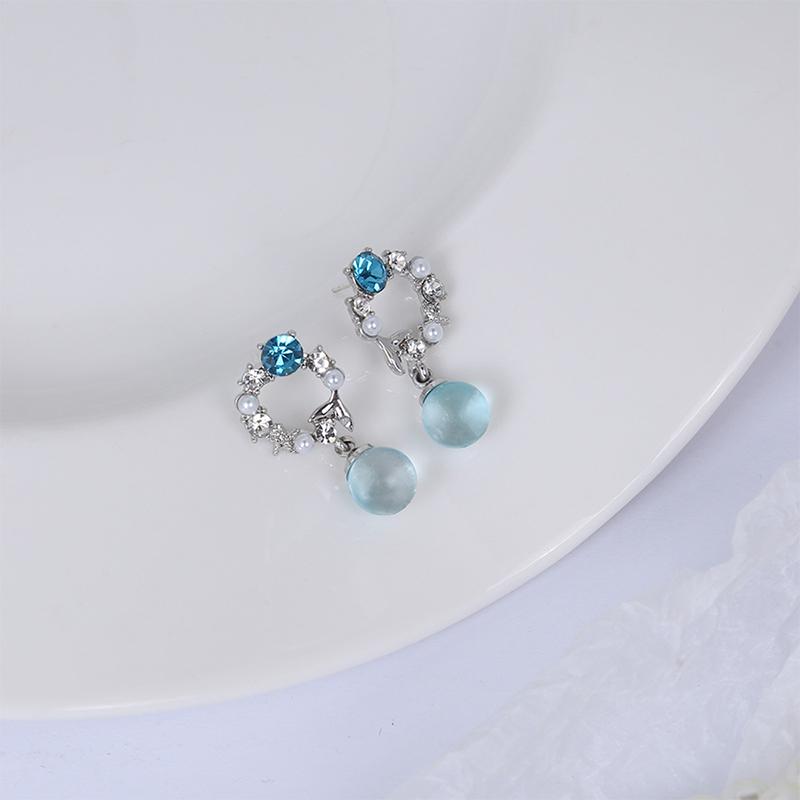 

Exquisite Pearl Diamonds Mermaid Tail Pendant Alloy Stud Earrings For Women Daily Accessory Party Jewelry Birthday Gift