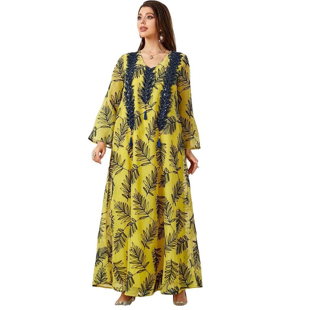 Eid al-Adha Embroidered Arabic Dress: Dubai Evening Gown for Muslim Women