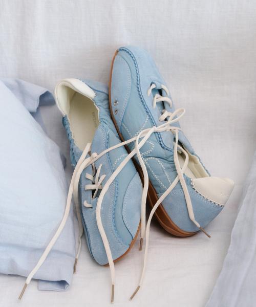 [Khiho] Skia Pinking Shirring Sneakers K26-SH010