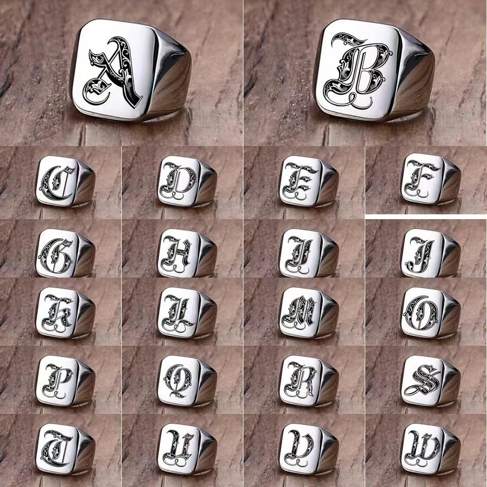 Siegelring mit Retro-Initialen für Männer, 14 mm, sperrig, schwerer Stempel, Herrenband, Edelstahlbuchstaben, individueller Charm-Schmuck, Geschenk für ihn