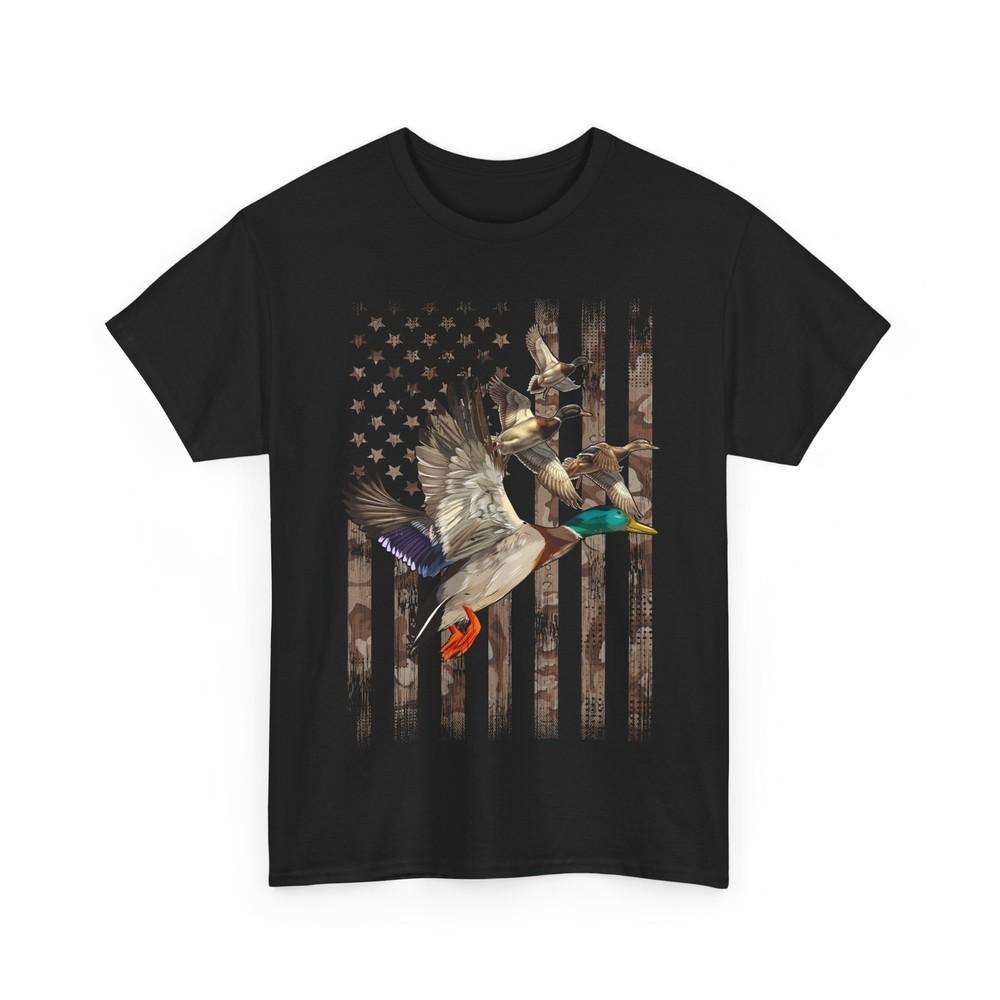 Duck Hunting American Flag Camo Shirt, Ducks Hunting Lovers Gifts T-shirt Unisex T-Shirt L