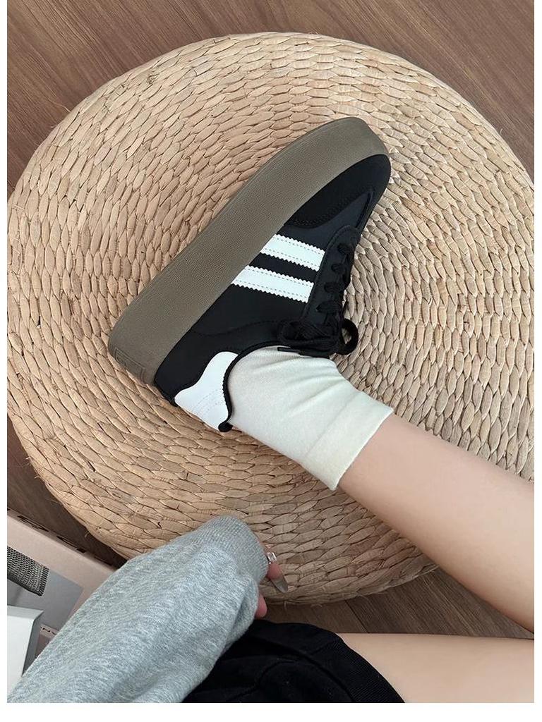 Women's Lightweight White Sneakers - Spring/Autumn 2025, Versatile & Wear-Resistant with Soft, Non-Tiring Soles