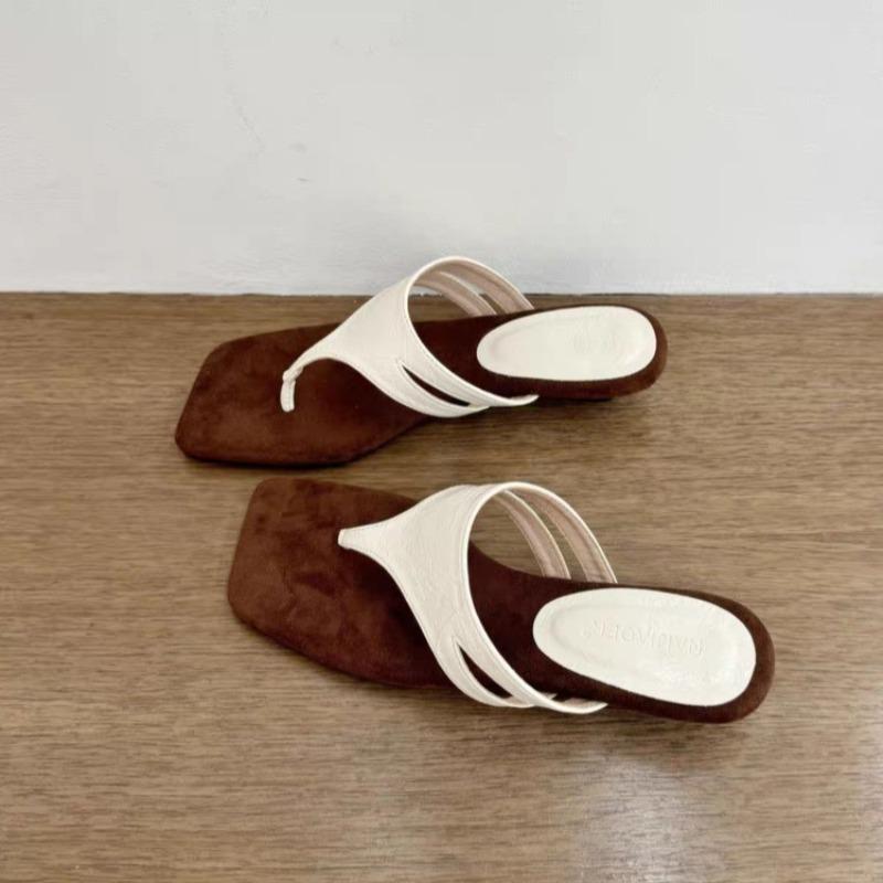 Fashion 2025 New Flip Flops for Women with Arch Support Ladies Fashion Sandals Slippers Clip Toe Wedge Heel for Beach Indoor Outdoor
