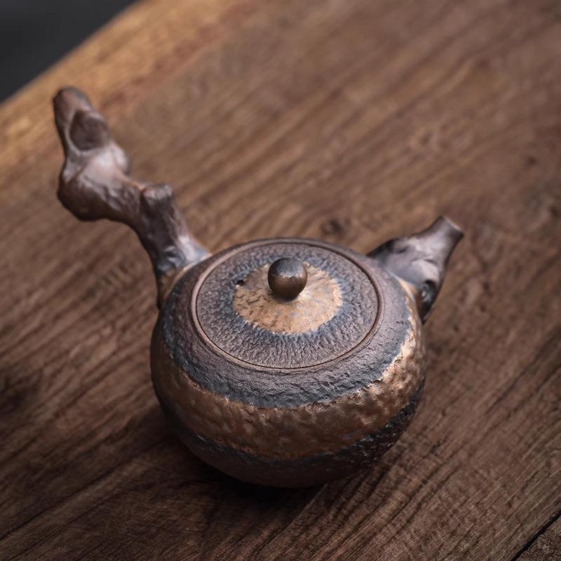 Teiera in Argilla Rocciosa Vecchia da 230 ml con Manico Laterale Set da Tè Kung Fu in Ceramica Bollitore per Tè Vintage Fatto a Mano