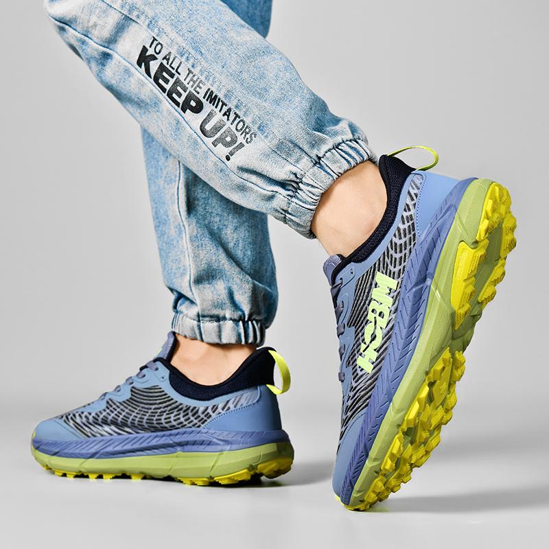Running Shoes Men Outdoor Anti-slip Casual Men Shoes Mesh Breathable Wear-resistant Lightweight Soft Lace-up Sports Shoes Men