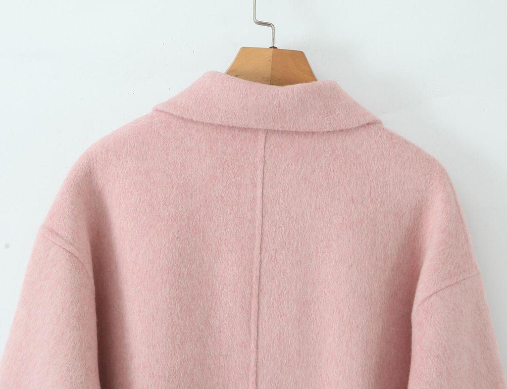 Mid-Length Wool-Cashmere Coat with Doll Collar & Petal Buttons, Double-Faced, Chic Autumn/Winter Style, Youthful Look.