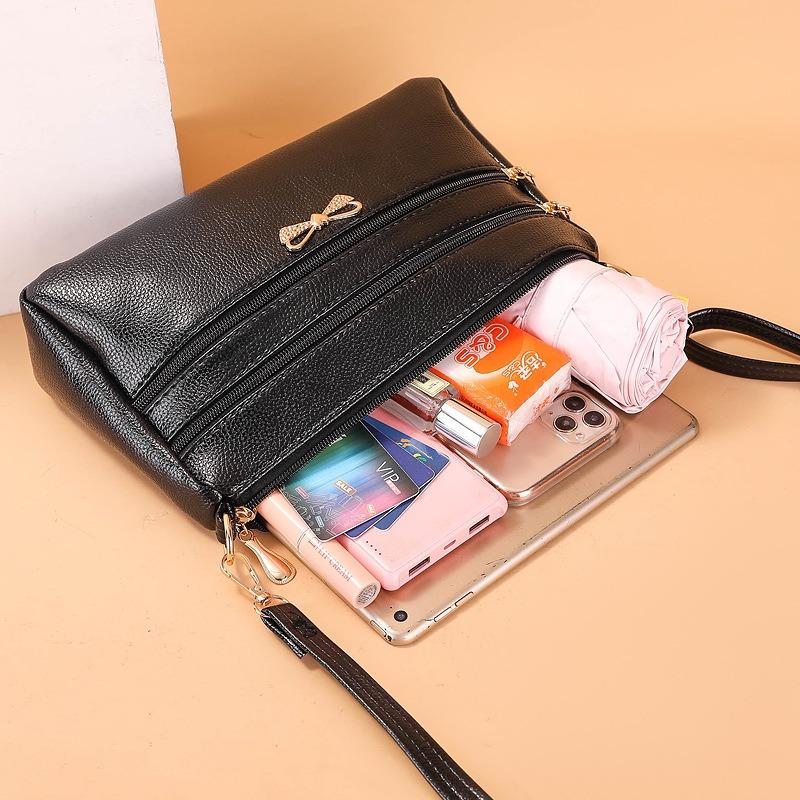 Women's Bag New Messenger Bag Large Capacity Fashion Retro Old Bag Casual Mailman Bag Street Stall Bag