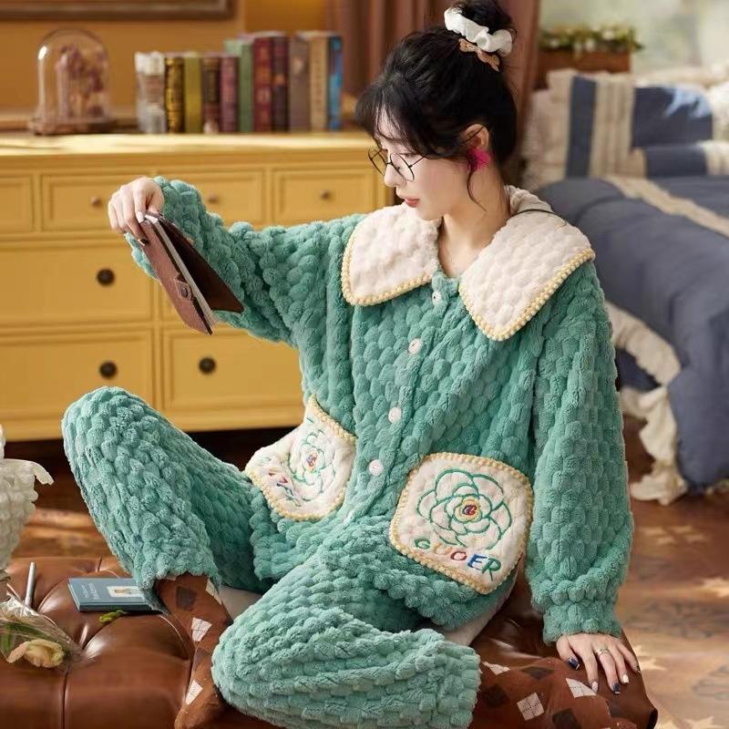 Coral Fleece Pajamas Women's Autumn and Winter New Women's Long Sleeve Plush Cute Cartoon Flannel Home Clothes