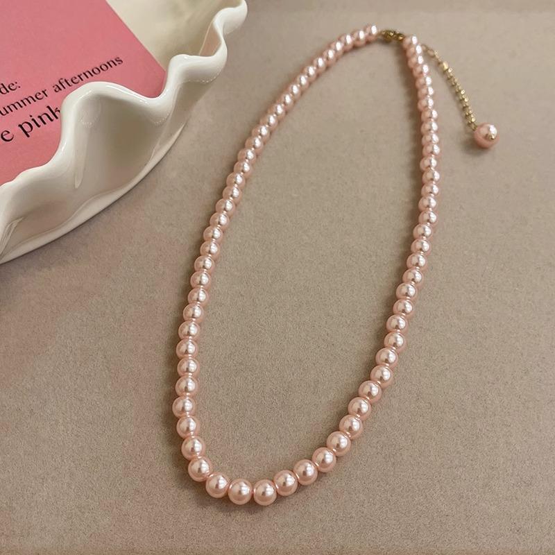 Collier de Perles de Verre pour Femmes, Convient pour l'Automne et l'Hiver, avec une Chaîne pour Pull, Un Élégant Collier de Perles pour le Cou.