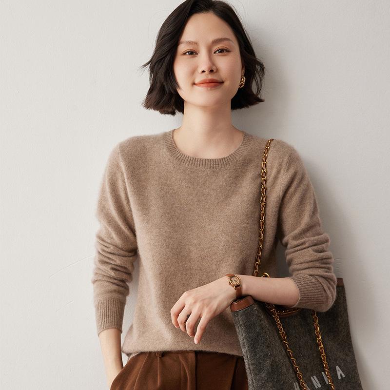Women's Cashmere Sweater 2024: Round Neck, Versatile, Elegant Wool Knit for Autumn/Winter