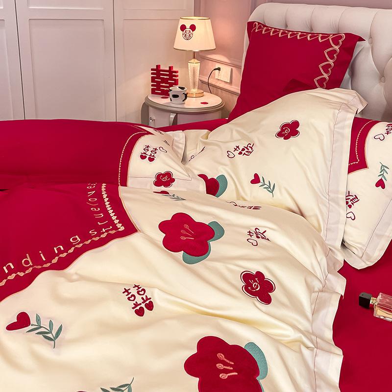Vierteiliges Set aus reiner Baumwolle für Hochzeiten, Hochzeitszimmer, frisch vermählte Bettlaken aus reiner Baumwolle