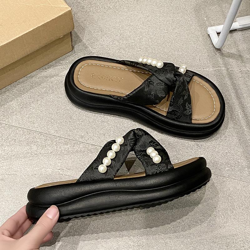 Pearl national style outer wear with skirt slippers girl 2025 summer new fairy style sandals fashion beach one-word drag tide