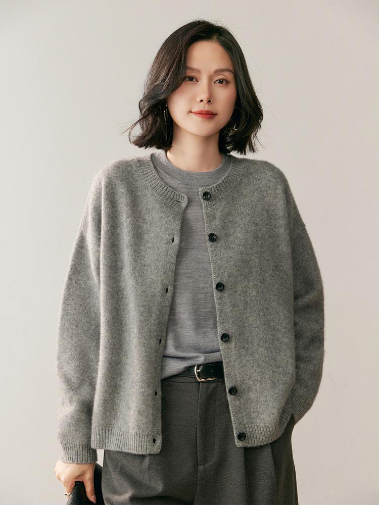 Women's Cashmere Cardigan - Autumn/Winter 2025 Collection, Round Neck, Gentle Loose Fit, Slimming Single-Breasted Jacket.