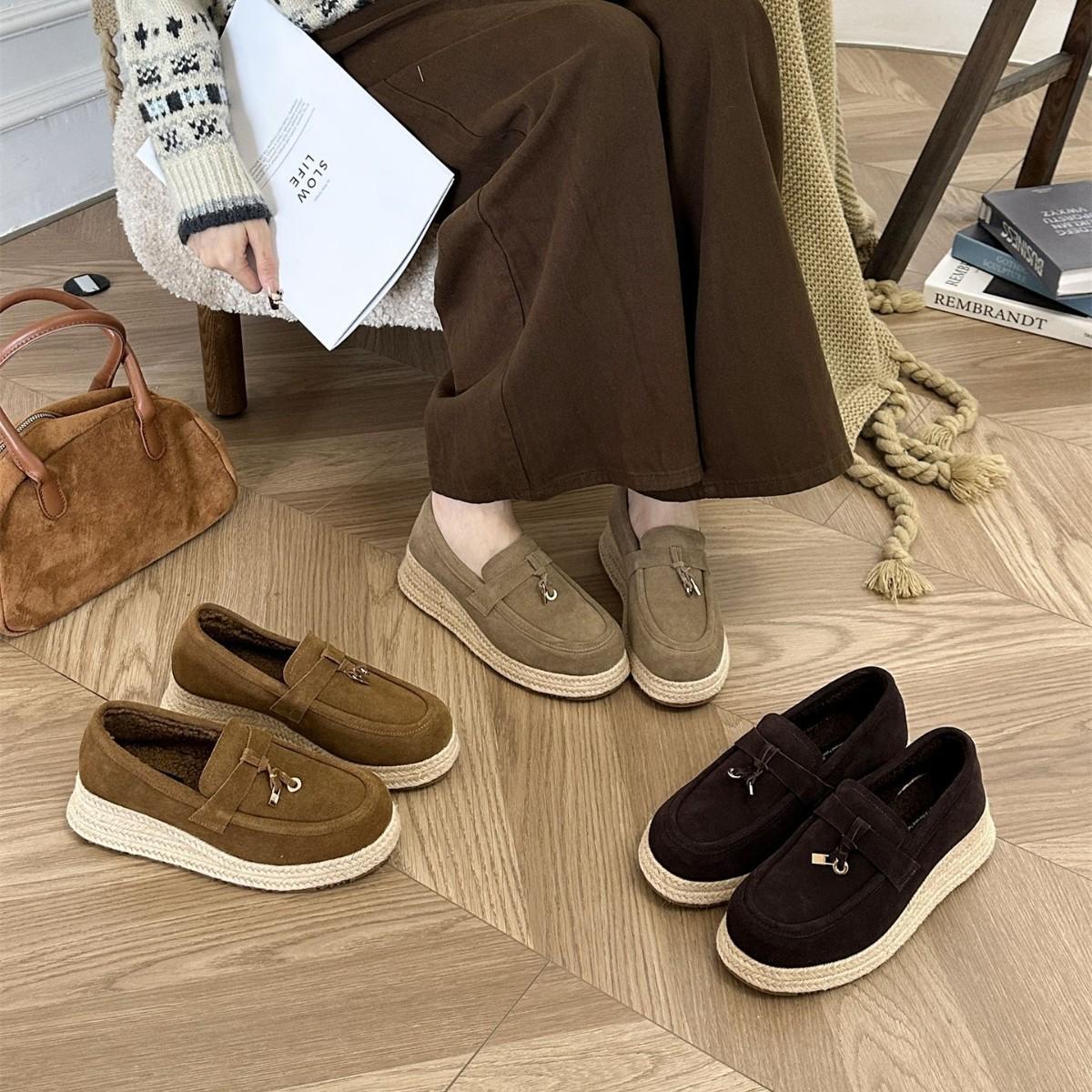 

2025 autumn and winter new round head inner hemp woven wedge heel matte leather thick-soled Boken women s single shoes 40 коричневый